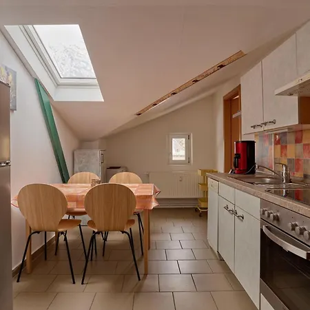 Suite-der-villa-elsa *