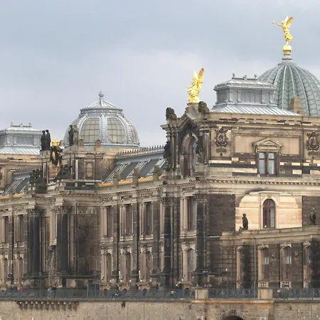 Suite-der-villa-elsa * Dresden