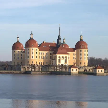 Suite-der-villa-elsa *